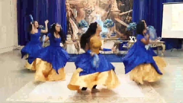 Coreografia gospel 15 anos da Rilary!😍Dias de Guerra/Jericó Vai Cair❤️🔥 смотреть онлайн
