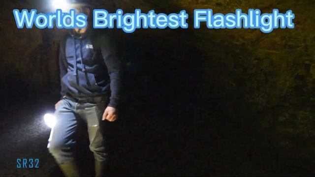 WORLD'S BRIGHTEST FLASHLIGHT! 120000 LUMENS #IMALENTSR32 смотреть онлайн