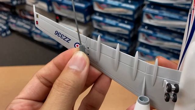 SKR1058 unboxing. SKYMARKS RAF A330-200 1/200 W/GEAR VOYAGER by SkyMarks Models. смотреть онлайн