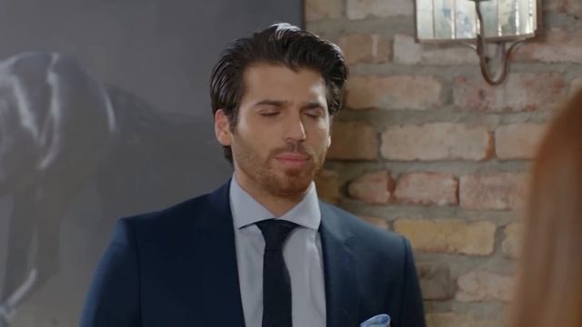Luna Llena (Doblaje Español) | Nazli Rescata A Ferit... | Dolunay