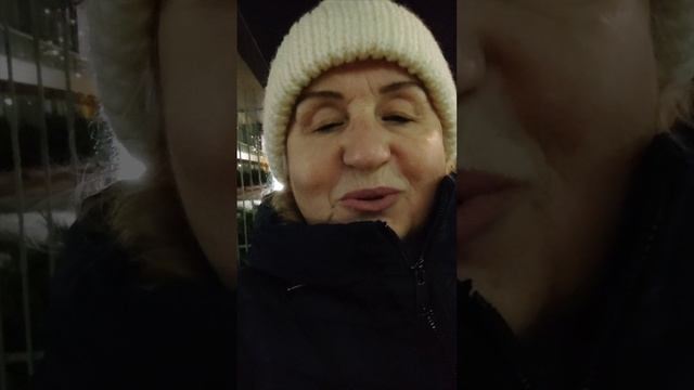 Занимаюсь танцами бачата, в любом возрасте это возможно. смотреть онлайн