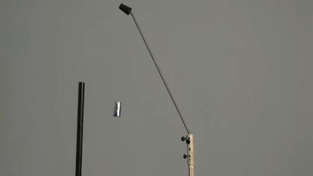физика взаимодействие проводника с заряженной палочкой смотреть онлайн