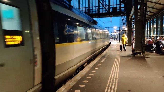 Eurostar Siemens Velaro e320 4017-4018 departing from Amsterdam Central Station, NL 23/12/22 [4K60] смотреть онлайн