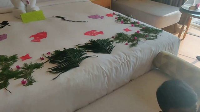 Staycation at Holiday Inn Goa Candolim смотреть онлайн