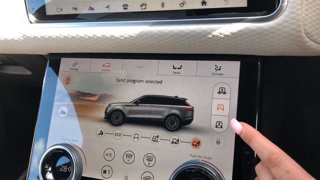 Used Range Rover Velar D300 R-Dynamic SE at Stafford Land Rover – Used cars for sale смотреть онлайн