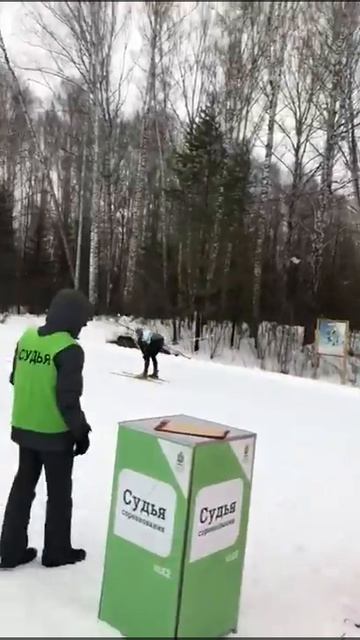 Финишное ускорение. Масстарт 30км на л/б Метелица, 09.02.2020 смотреть онлайн