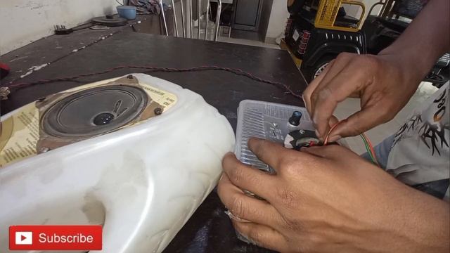 Mini DJ speaker Bass test Video #VK ELECTRONIC смотреть онлайн