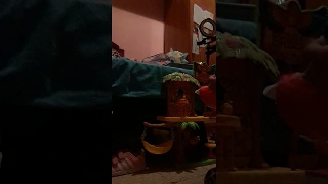 uno de la cafetería enchantimals смотреть онлайн