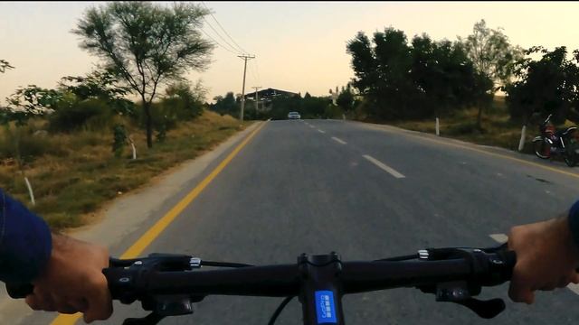 Sector D-18 Islamabad Loops on MTB | Cycling in Pakistan смотреть онлайн