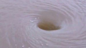 Воронка на озере