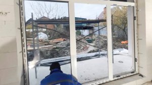 УСТАНАВЛИВАЕМ БОЛЬШОЕ ВИТРАЖНОЕ ОСТЕКЛЕНИЕ В ДОМЕ ИЗ ГАЗОБЕТОНА