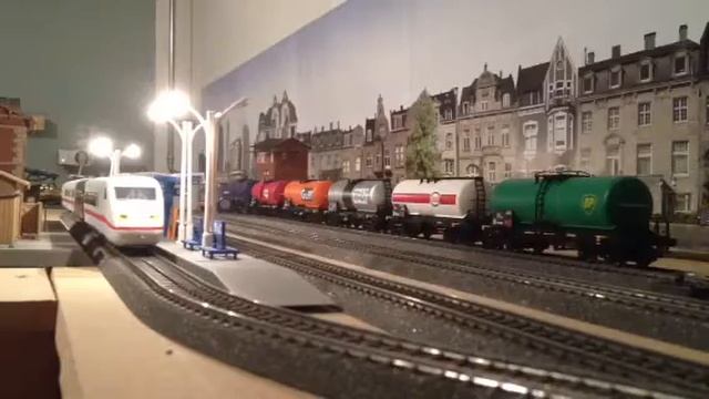 Marklin DB BR 114 and BR 103 смотреть онлайн