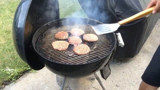 The Weber Burger смотреть онлайн