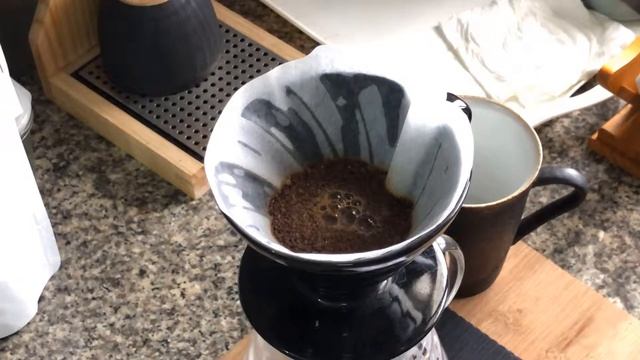 Coffee Vlog 11: Ethiopia - Gelena Abaya (washed) | V60 dripper Kasuya model смотреть онлайн