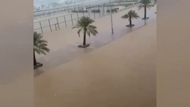 Disaster in Saudi Arabia: major floods in Muhayil, 90% of the city was flooded смотреть онлайн