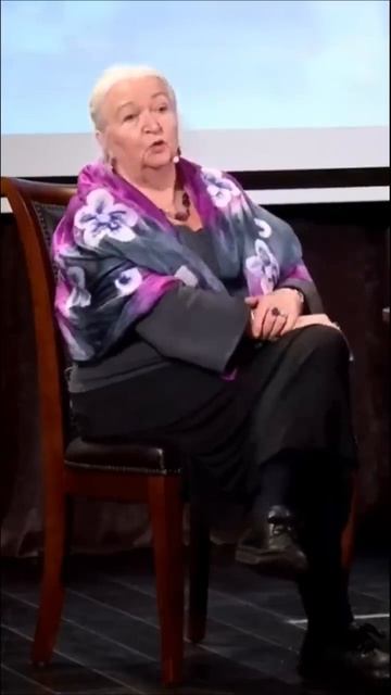 Детей надо любить! Татьяна Черниговская #Shorts #тренд #интеллект #мозг #развитие #дети #мышление смотреть онлайн