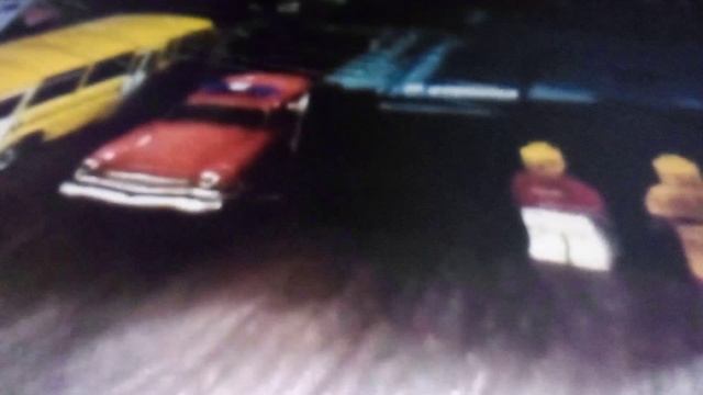 Огромный макет города с моделями автомобилей. Очень интересный проект.