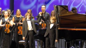 Ф.Пуленк  Концерт для двух фортепиано с оркестром ре минор/Елисей Мысин и Лев Бакиров