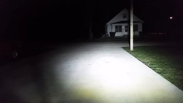 Sledlites LED headlights into neighbors house смотреть онлайн