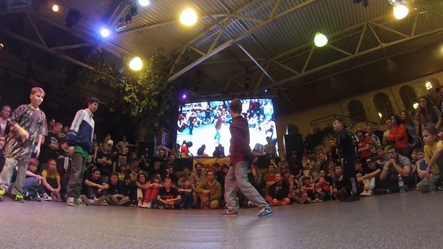 Alik & Big Maks vs Muha & Fresh | kidz 2x2 | 1:2 | ENERGY 15 ANNIVERSARY | CHELYABINSK | DAY 2 | 06 смотреть онлайн