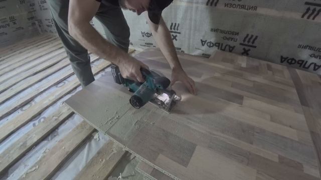 Так ПРОСТО ЕЩЕ НЕ БЫЛО! Быстро уложил полы на 2 этаже Каркасного дома смотреть онлайн