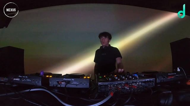 KUSS DJ Set / Once Upon a Gig #9 смотреть онлайн