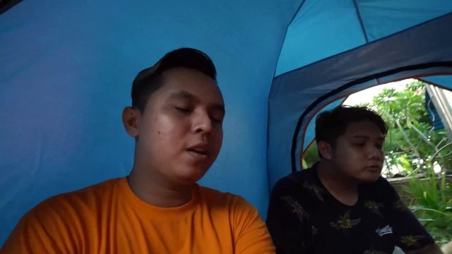 24 JAM CAMPING DI TERAS RUMAH!! MALAMNYA BOO DAN CIKU KUCING KABUR!! смотреть онлайн