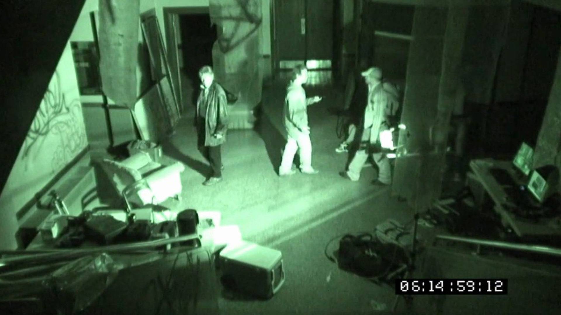 Искатели могил (2010) — Русский трейлер смотреть онлайн