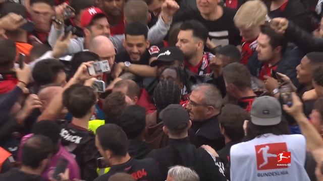 🏆 Crazy Celebrations in Leverkusen! Xabi Alonso´s Werkself Win Their first Bundesliga Title! 24 🏆 смотреть онлайн