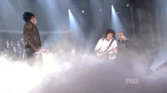 Adam Lambert & Kris Allen & Queen - We Are The Champions (American Idol Performance) смотреть онлайн