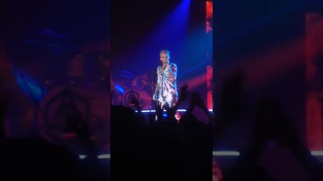 The Light Adam Lambert Live Stockholm 2016 смотреть онлайн