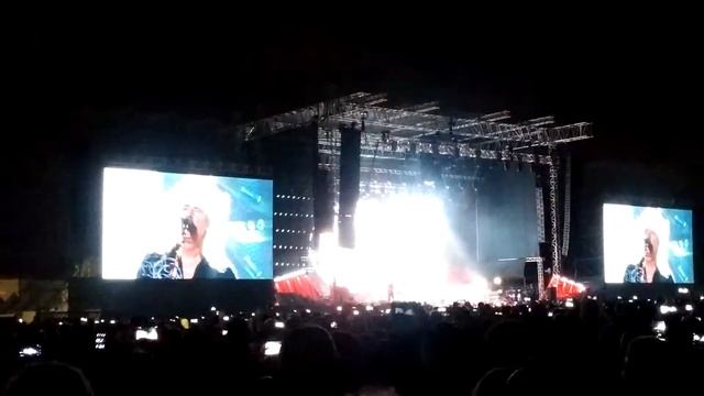 Queen & Adam Lambert israel 12.09.2016 - Poor quality 4 of 6 смотреть онлайн