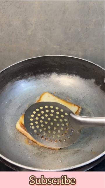 Have You Tried The Milk Bread Honey Toast It's Yummy 😋 #shorts #sweet #cooking