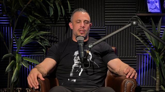 Should You Take Caffeine Over Preworkout Supplements? смотреть онлайн