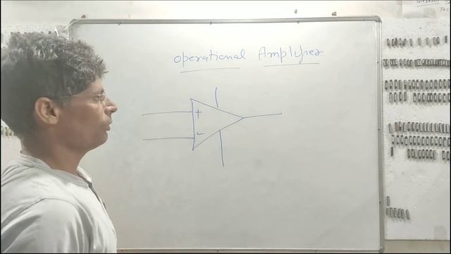 Operational amplifier full working#lm358 #comparator смотреть онлайн