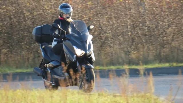 Yamaha X-max 125 Iron max nauka jazdy смотреть онлайн