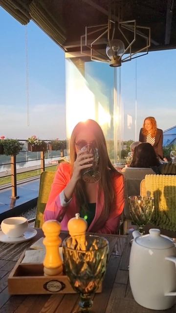 Ужин в ресторане Novo смотреть онлайн