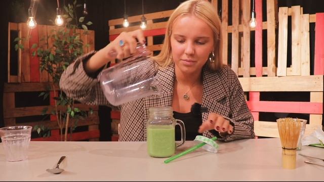 HOW TO MAKE THE MATCHA LATTE смотреть онлайн