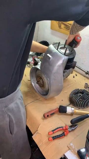 TMZ Tula Tourist Restoration (engine cleaning & assembly) смотреть онлайн