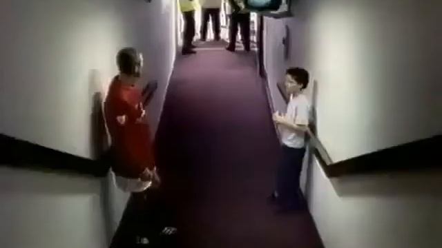 Реклама и анонсы (17.06.2001) смотреть онлайн