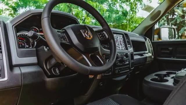 2019 Ram 1500 Classic Express Stinger Yellow (Kelowna, British Columbia) смотреть онлайн
