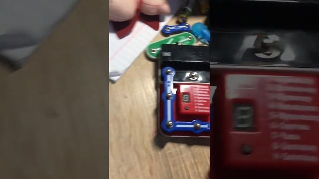 Градусник з знаток маленький смотреть онлайн