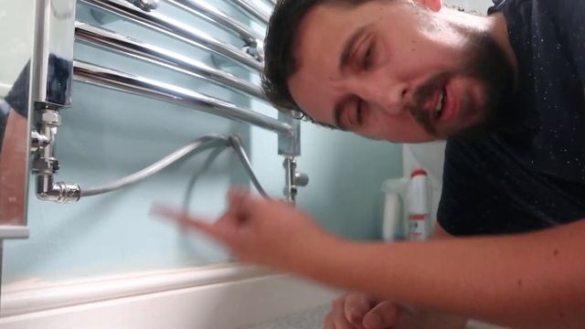 Installing a brand new towel radiator | My dad is a DIY hero! смотреть онлайн