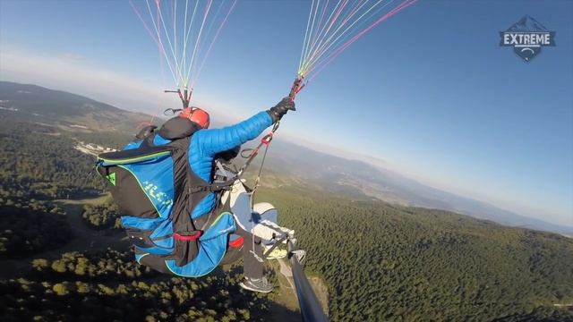 Tandem Paragliding Bjelasnica - Evan Murray смотреть онлайн
