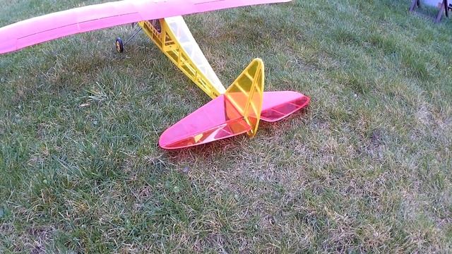 El Marabu XL, ready to fly смотреть онлайн