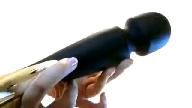 Профессиональный массажер Smart Wand Large от Lelo смотреть онлайн