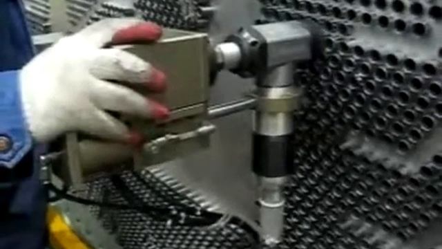 Auto MiniMill-300 - торцевание трубок конденсатора смотреть онлайн