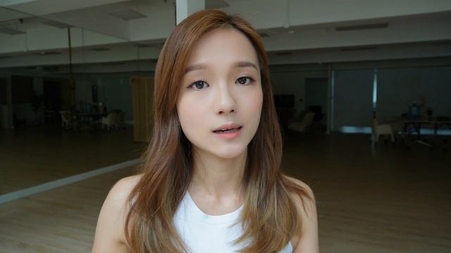 Pilates VS Yoga 普拉提比瑜珈容易減肥？分別是什麼？每個人都適合嗎？ | 鄧卓殷 AmberTang #普拉提 #pilates #瑜珈 смотреть онлайн