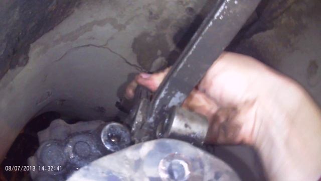 Как снять кулису коробки передач автомобиля BMW 520 e34 смотреть онлайн