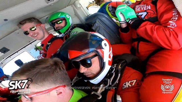Tandem Skydive Salto de Paraquedas Algarve Jasper смотреть онлайн